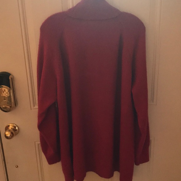 Sweater - Picture 4 of 5